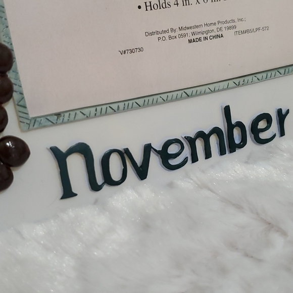 NOVEMBER Month Picture frame 4x6 raised graphics  Birthday NIP - Picture 6 of 8